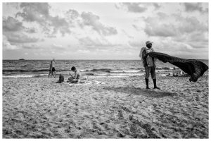 strand-verkoper-ibiza-rick-akkerman-fotografie